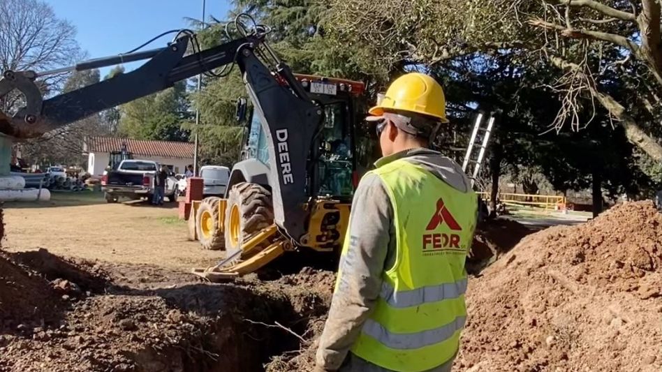 Felor, tu mejor opción. Construyen confianza a base de cumplimiento. Su labor se centra en la construcción de obras civiles, viales, hidráulicas y electromecánicas. 