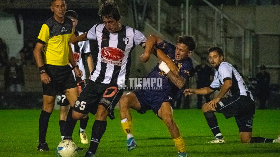 Alumni superó a Boca por 3 a 2 en el global y se clasificó a las semifinales del Torneo Clausura de Primera. NICOLÁS MURCIA