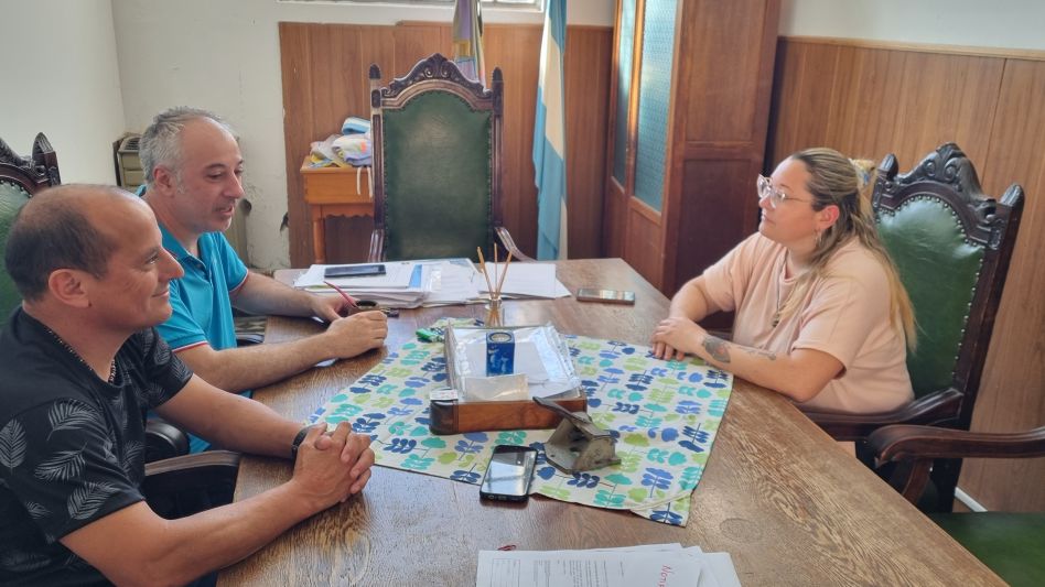Firma de convenio para mejoras edilicias en establecimientos escolares