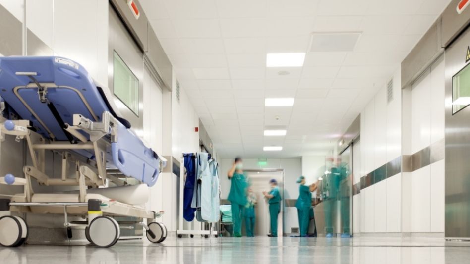 Centros de salud privados advierten a Milei sobre un "colapso" inminente