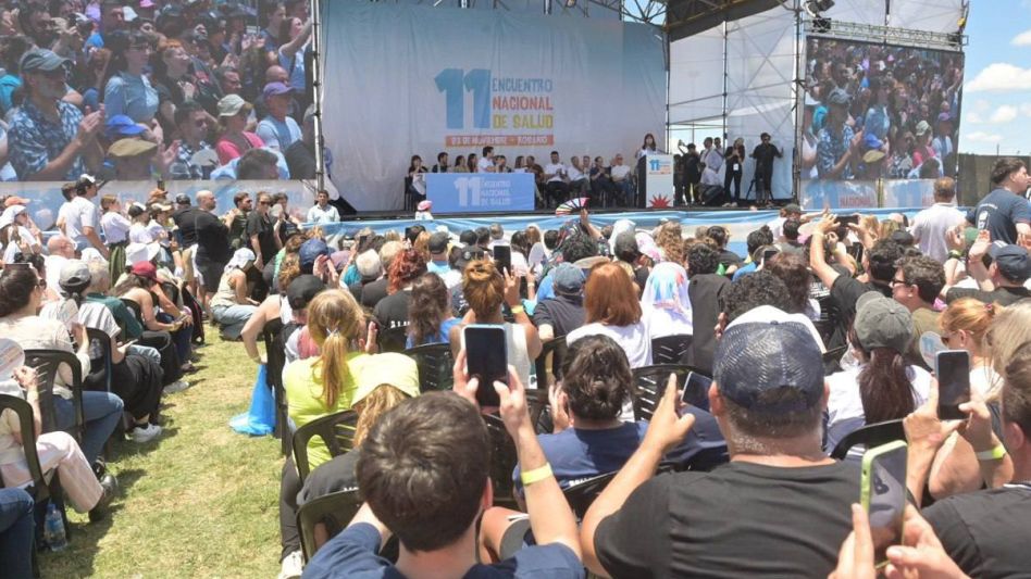 El desafío de Cristina a Milei: "Ya que sos tan guapo, desregulá los medicamentos"
