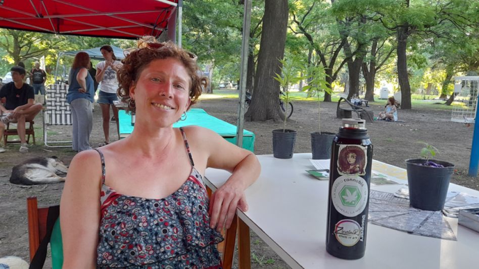 La médica veterinaria Juana Conte el día que habló con diario EL TIEMPO en el marco del tercer encuentro de cannabis medicinal que se hizo días atrás en el Parque Municipal.  AGUSTÍN SCALCINI