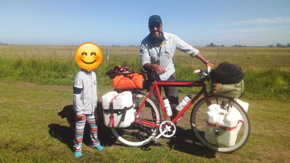 Pedaleando sueños: la aventura de Facundo Arce en Azul