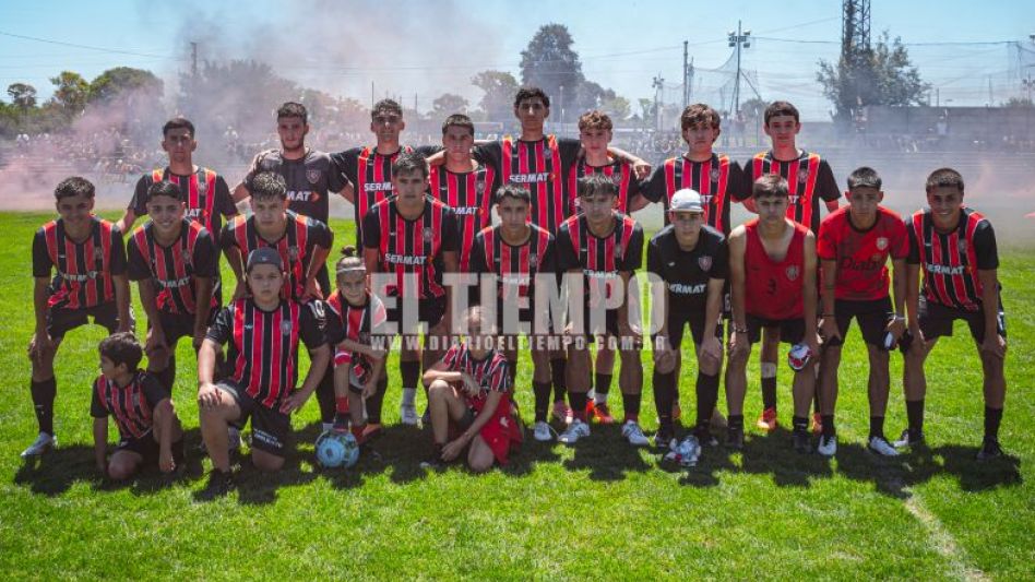 Chacarita Juniors se adelantó en la final 