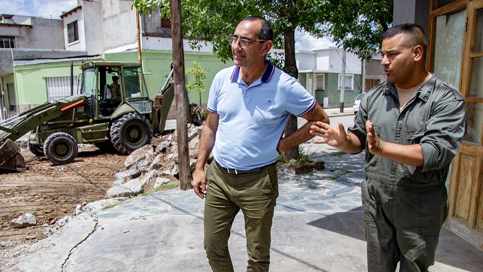 Inicio de la reconstrucción de bocacalles en la localidad
