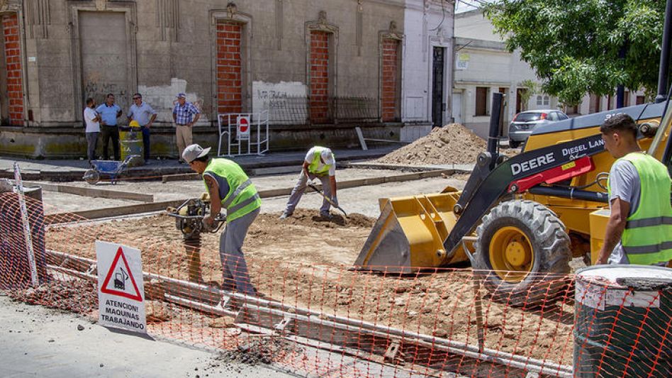   Comenzaron la reconstrucción de bocacalles en la ciudad