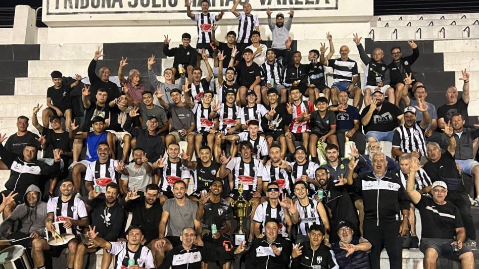 Alumni Azuleño, el tricampeón 