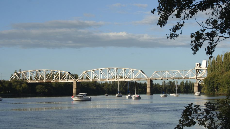 Patagones y Viedma, dos pueblos unidos por una obra de ingeniería única en el mundo