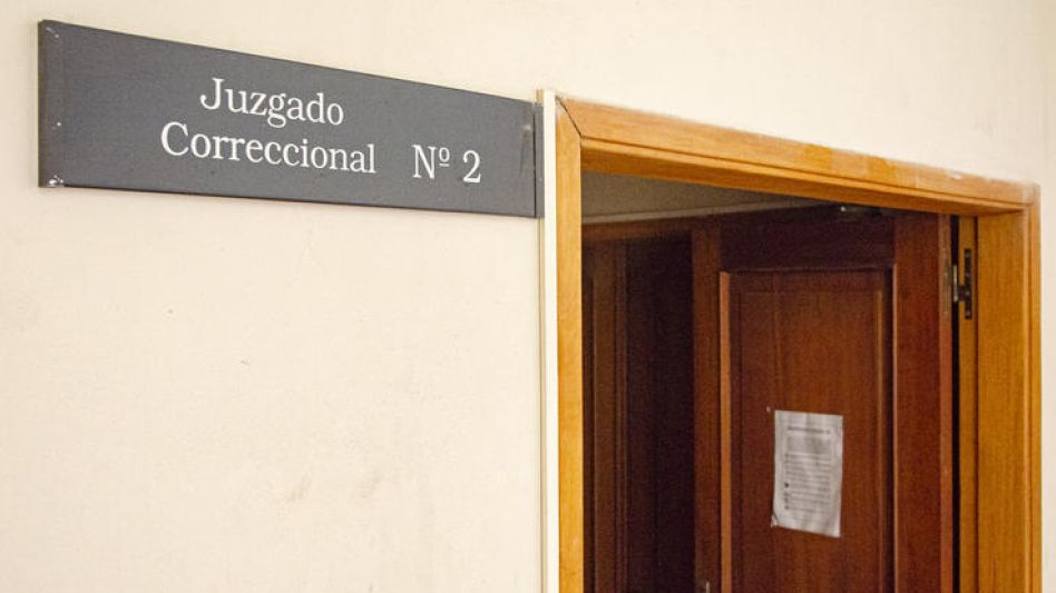 Los procesos donde los dos encausados recibieron las mencionadas sanciones como respectivos autores de hechos de violencia de género se desarrollaron en el Juzgado Correccional 2.  NACHO CORREA