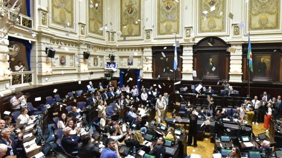 Kicillof consiguió convertir en ley la reforma jubilatoria del Bapro