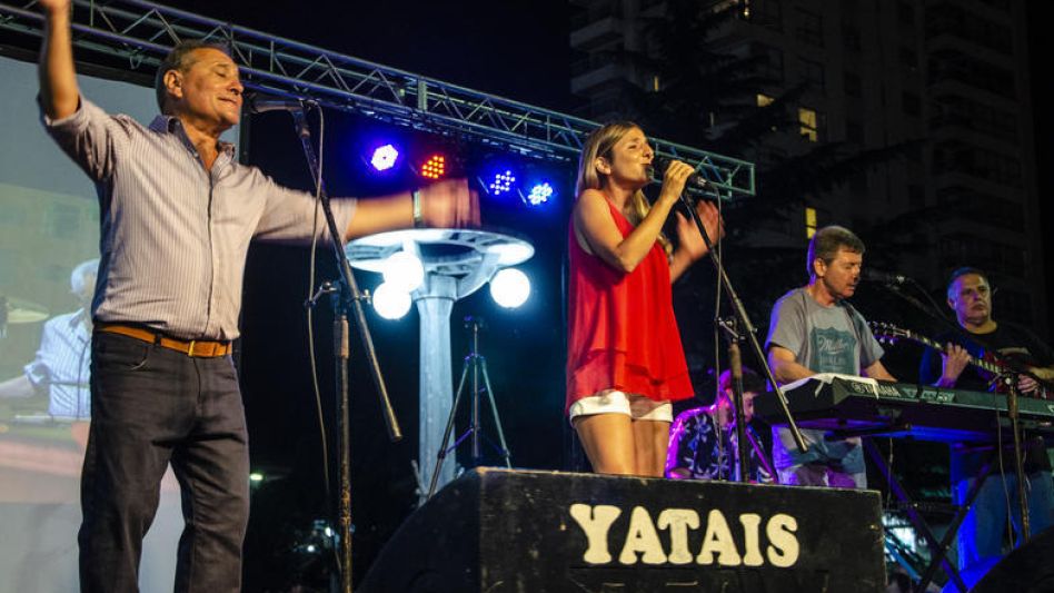 Festival de música y danza   para recibir el nuevo año 