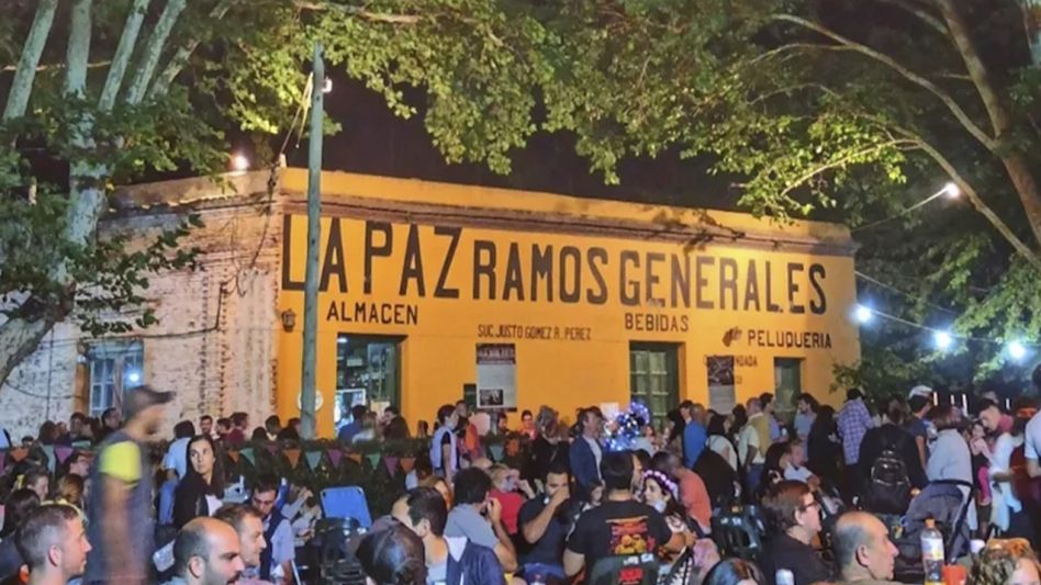 Roque Pérez tendrá el sábado 4 de enero su 11ª Noche de los Almacenes. (Turismo PBA)