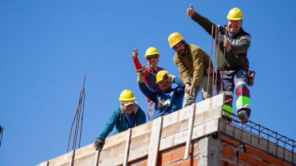 Obra pública: Provincia retoma viviendas y urbanizaciones paralizadas por Nación