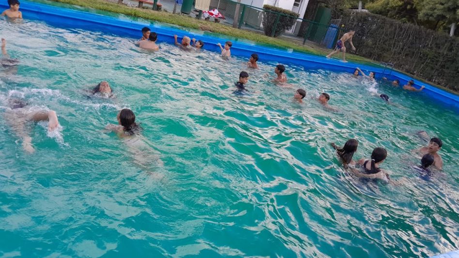 Pileta libre en Cacharí