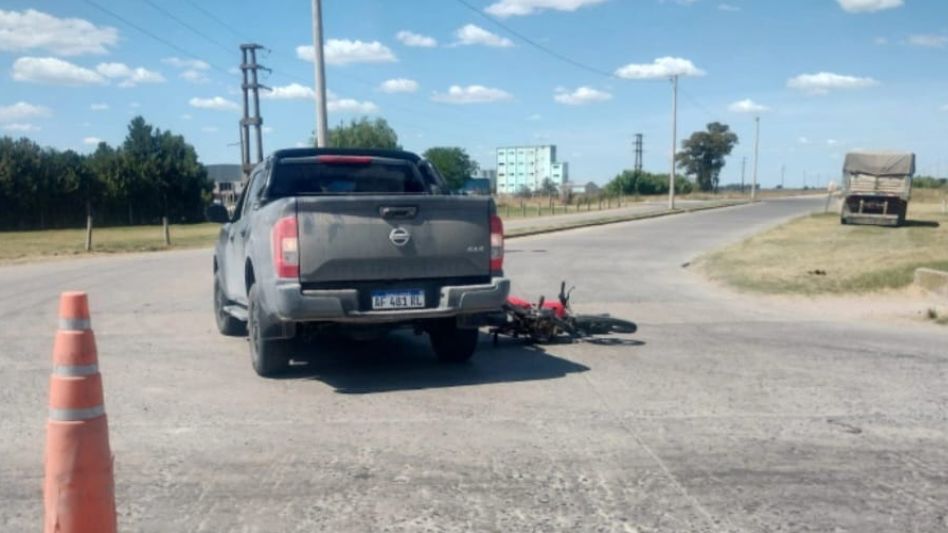 El joven lesionado en este siniestro de tránsito conducía una moto. FOTO: EPDS AZUL/PBA