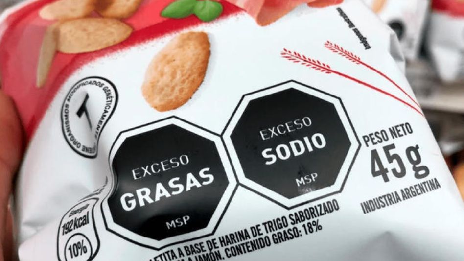 Para el Colegio de Nutricionistas bonaerense las nuevas disposiciones de etiquetado frontal representan una regresión en los derechos adquiridos.