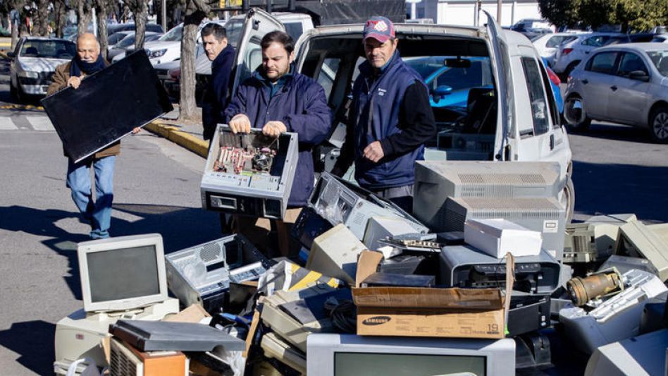 Se realizará una jornada de recepción de residuos  electrónicos en la explanada de la Terminal de Azul