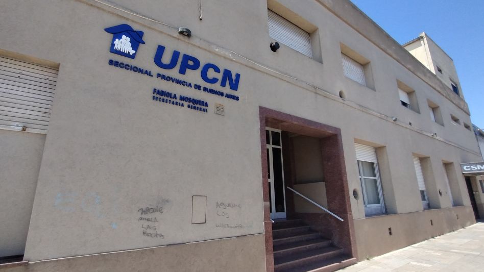 Los policonsultorios funcionan en instalaciones de la Clínica San Martín, en la calle homónima esquina Castellar. Foto: Nacho Correa.