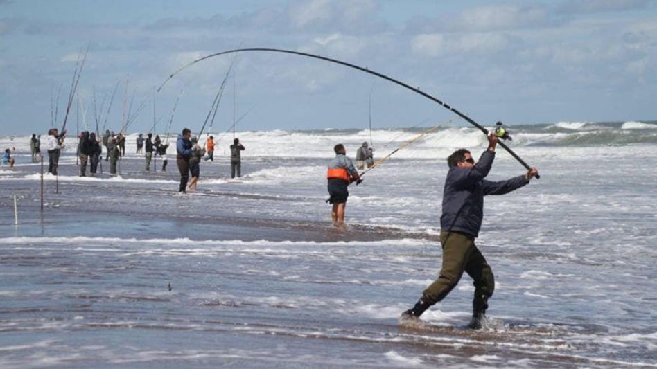 Se acerca el concurso de pesca a la corvina negra de mayor peso en Tres Arroyos. Foto: archivo.