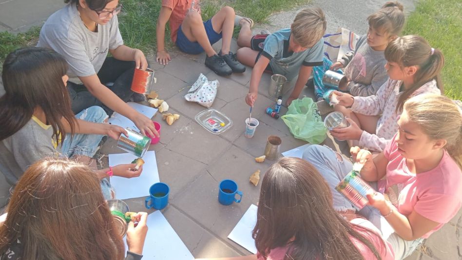 En las escuelas de verano se realizan diferentes actividades, en piletas por ejemplo; no se circunscribe solamente al funcionamiento del servicio alimentario, explicó el presidente del Consejo Escolar