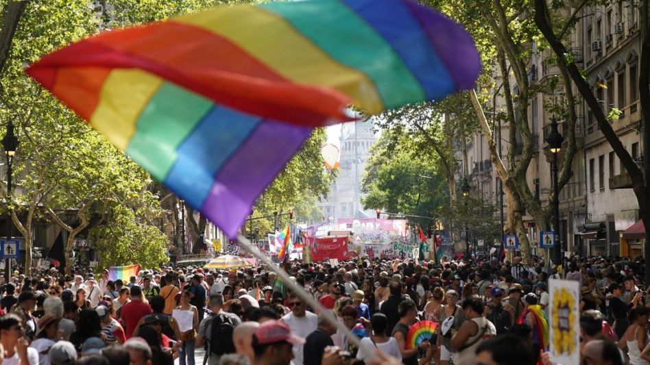 Fue masiva, plural y extendida a todo el país la jornada "antifascista" encabezada por el colectivo LGBTQ+