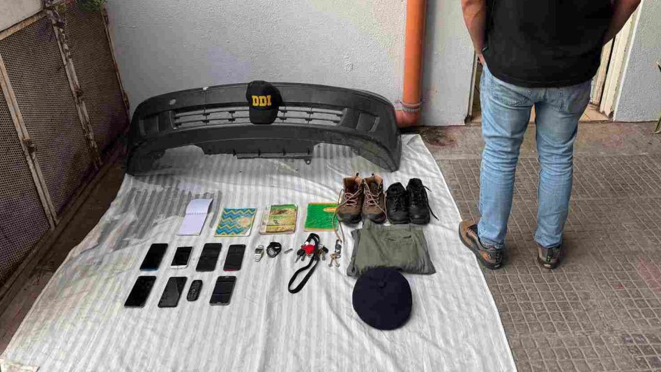 Los elementos secuestrados durante los allanamientos encabezados por agentes de la DDI Azul. FOTO: DDI AZUL/PBA