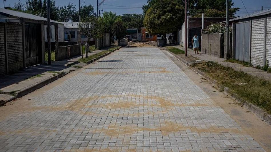 Pavimento articulado: Tenemos una obra con el noventa y cinco por ciento de ejecución y unas catorce cuadras casi terminadas, indicó Vitale.