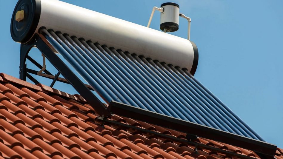 Instalarán termotanques solares en escuelas rurales de la provincia de Buenos Aires