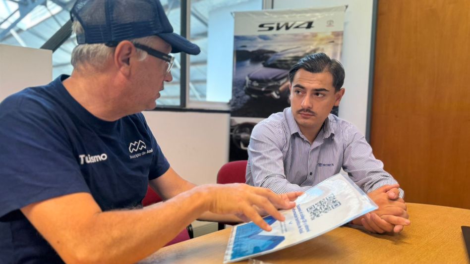 Capacitación turística en la sucursal local de Catriel Mapu S.A