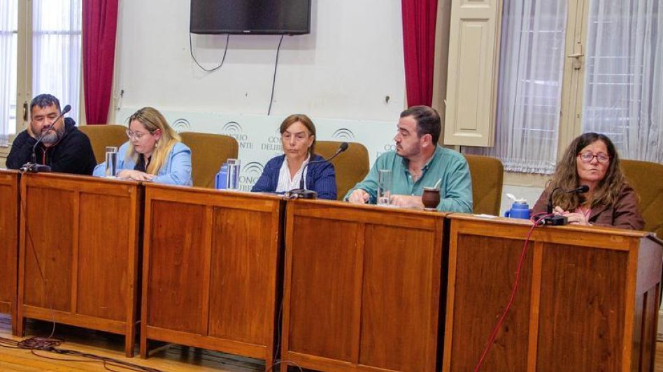 El bloque de concejales de Unión por la Patria. Analizaron diez aspectos luego de las críticas expuestas desde sectores opositores del Concejo Deliberante.  NACHO CORREA
