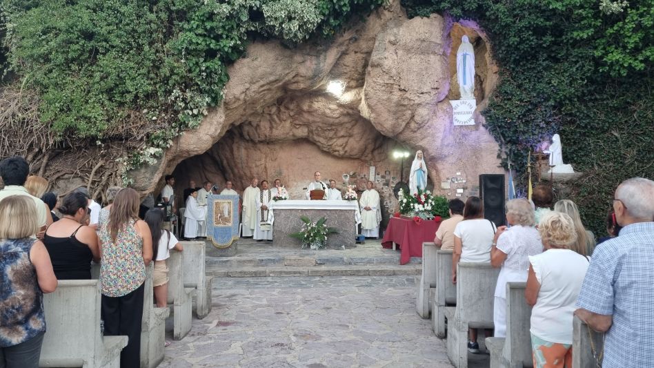 Se celebraron las Fiestas Patronales de la Virgen de Lourdes