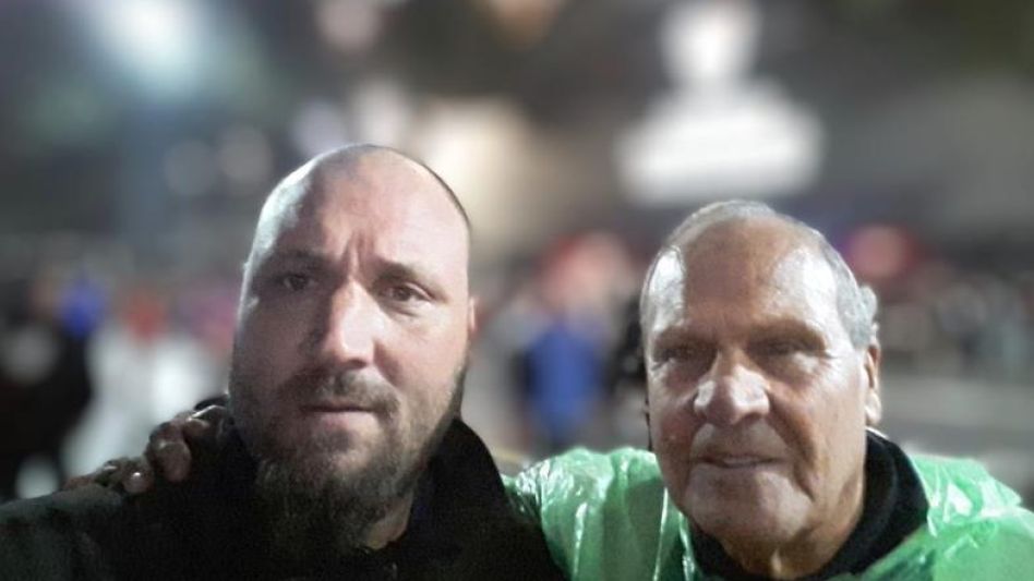 Nicolás y Anibal Yanibelli, dos generaciones al servicio del cliente en mecánica en general.   GENTILEZA NICOLÁS YANIBELLI  