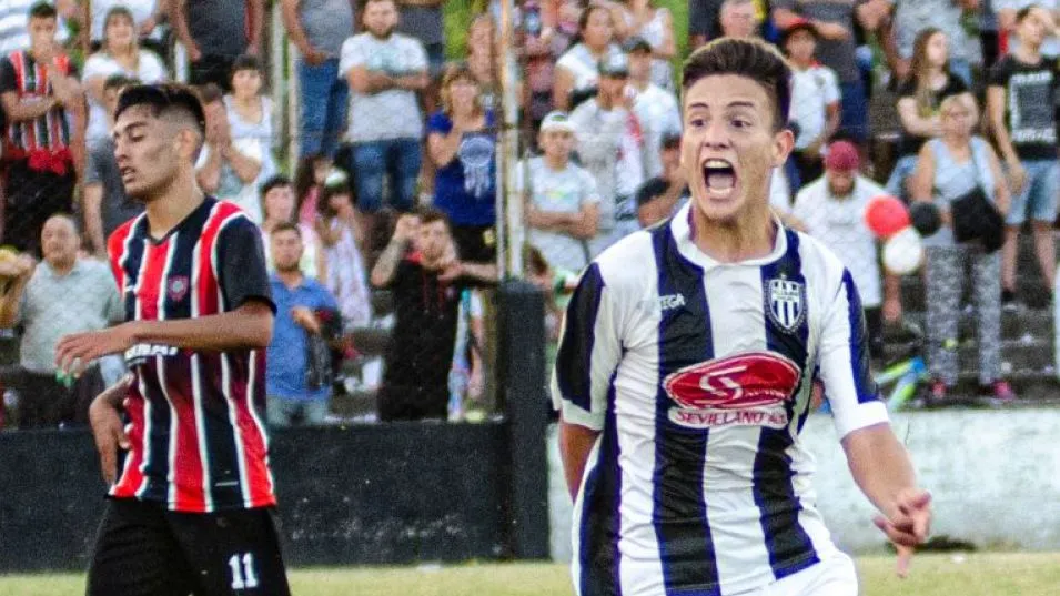 Francisco Irala vuelve a Alumni Azuleño, luego de su paso por Sarmiento de Junín y Nueva Chicago.