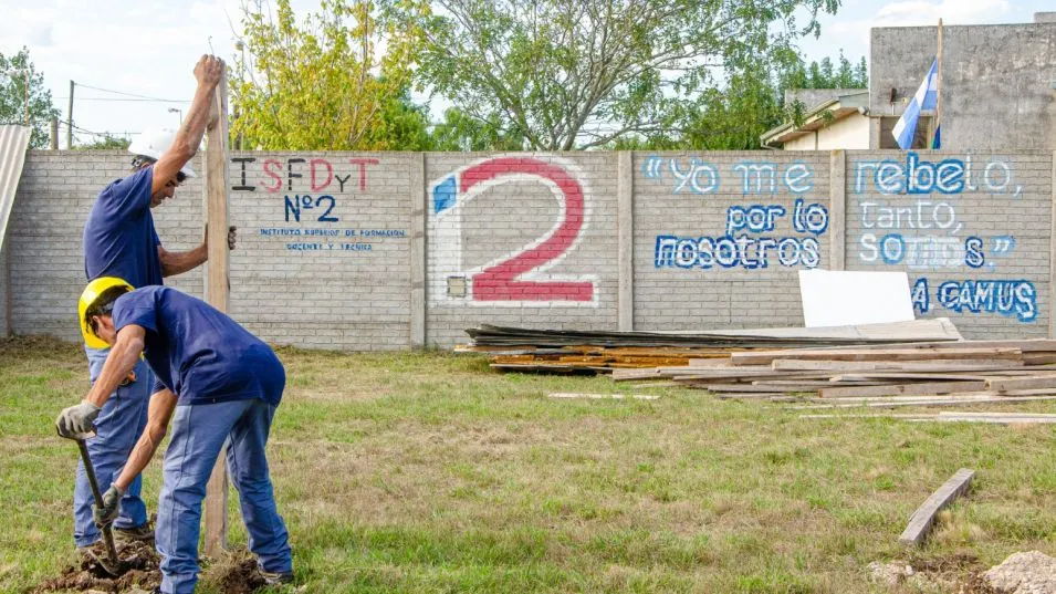 Comenzaron los trabajos para la construcción del edificio del Instituto 2