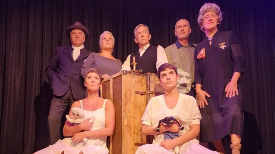 Sigue en escena: Mateo Banks, la obra teatral