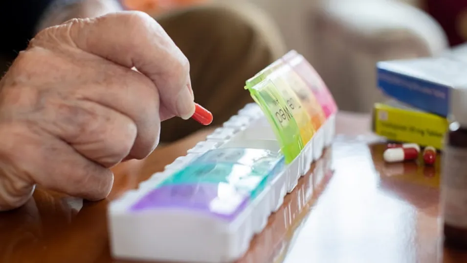 Provincia lanzó un programa que garantiza el acceso gratuito a 74 medicamentos para afecciones crónicas