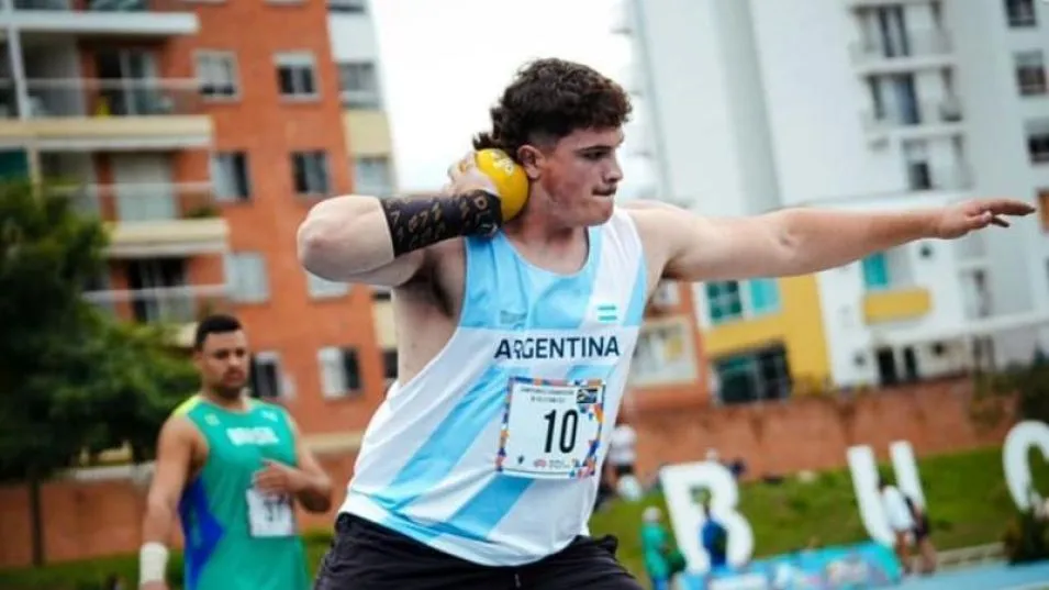 El atleta de Chillar, Juan Arrieguez, participará en la prueba de lanzamiento de bala. 