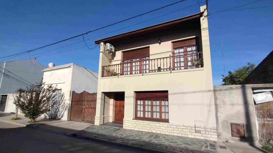 La casa donde este robo se produjo el sábado. Los dos presuntos autores del hecho ahora están detenidos. FOTO: NACHO CORREA/EL TIEMPO
