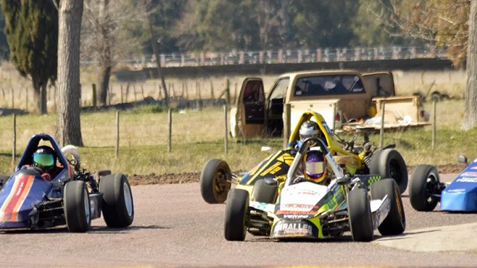 Las categorías del Centro encararán mañana su primera jornada de entrenamiento de cara a su primer capítulo del año. Foto: archivo gentileza Miguel Angel.