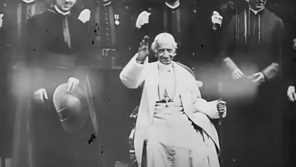 León XIII, el primer Papa en ser registrado por una cámara de cine