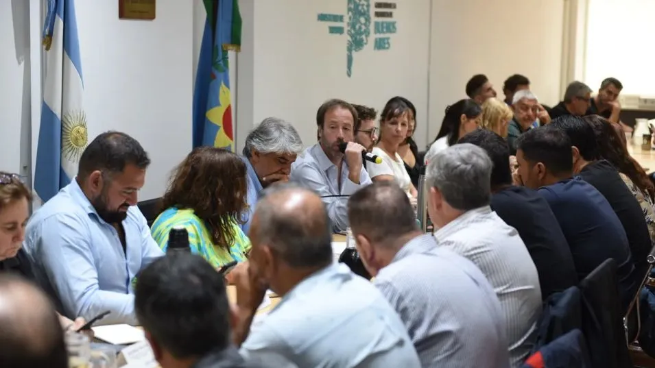 Paritarias: se postergó para el miércoles la reunión entre Provincia y los gremios estatales