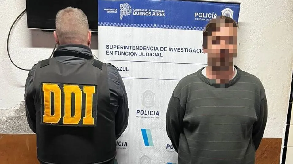 El padre de las menores víctimas de estos delitos sexuales está preso en la Unidad 7. Lo habían detenido en Azul en agosto de 2022.  DDI AZUL/PBA/ARCHIVO
