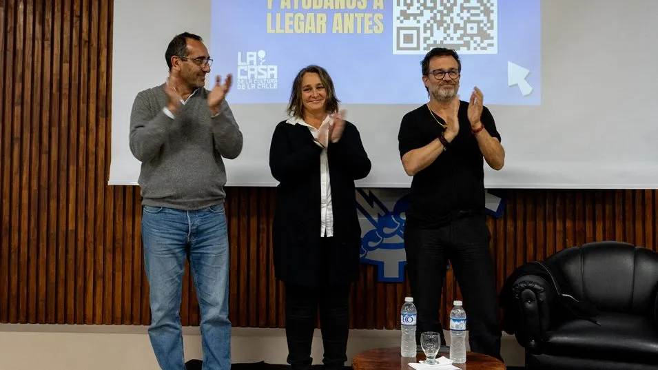 Con auditorio lleno, Gastón Pauls brindó   su charla testimonial sobre adicciones 