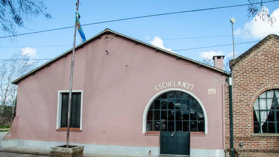 La Escuela 27, el lugar de donde fueron sustraídos varios alimentos de diferentes tipos. FOTO: NACHO CORREA/ARCHIVO/EL TIEMPO
