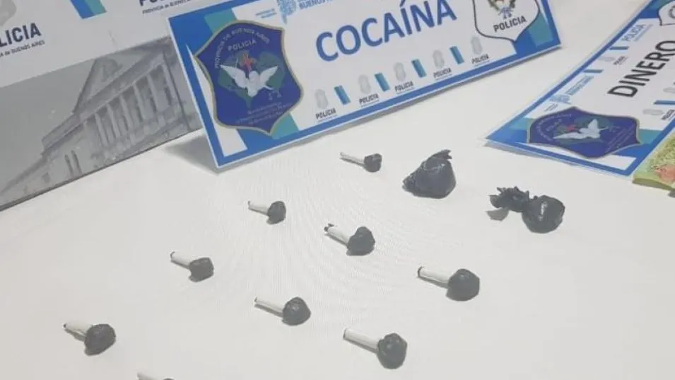 Pequeñas dosis de cocaína habían sido incautadas en el domicilio del encausado, durante un allanamiento realizado en noviembre de 2022. 