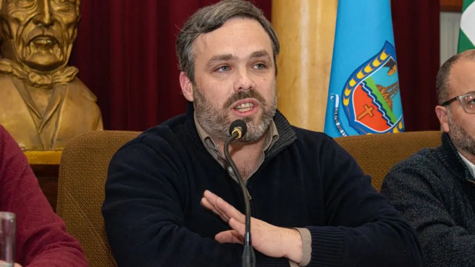 El secretario de Gobierno y Jefe de Gabinete, Ignacio Pallia, ayer en el Concejo Deliberante. NACHO CORREA
