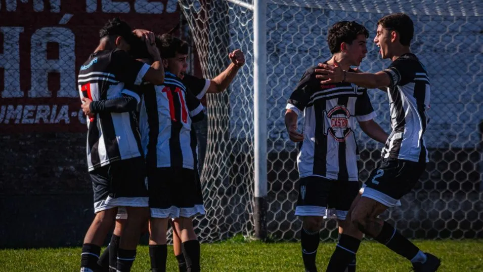 Sarmiento, Chacarita, Alumni y Boca ganaron en la ida de los cuartos de final 
