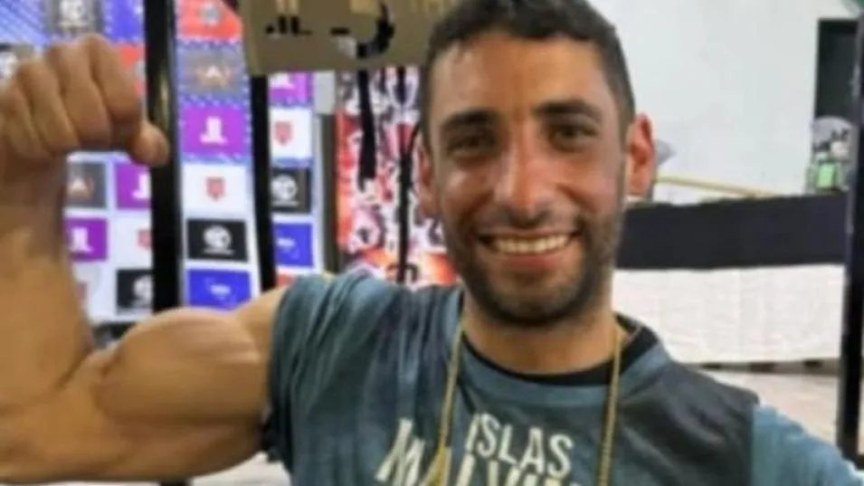 Forastieri, quien hace dos años que práctica el deporte de lucha de brazos, está listo para competir en este evento, representando a nuestro país.