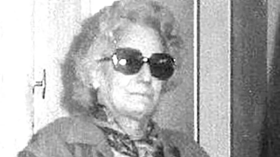 La poetisa azuleña María Alex Urrutia Artieda, en una fotografía de El Tiempo publicada el 26 de abril de 1975.  ARCHIVO/EL TIEMPO