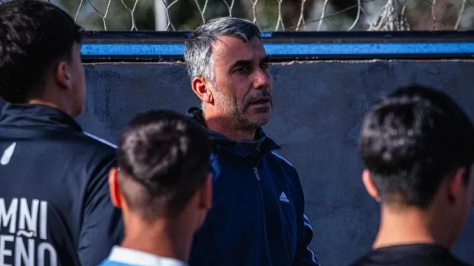 Matías Bello será el entrenador de la Selección local Sub 13 que participará en este certamen que organiza la Federación de Fútbol Bonaerense Pampeana.   FOTOS NICOLÁS MURCIA     